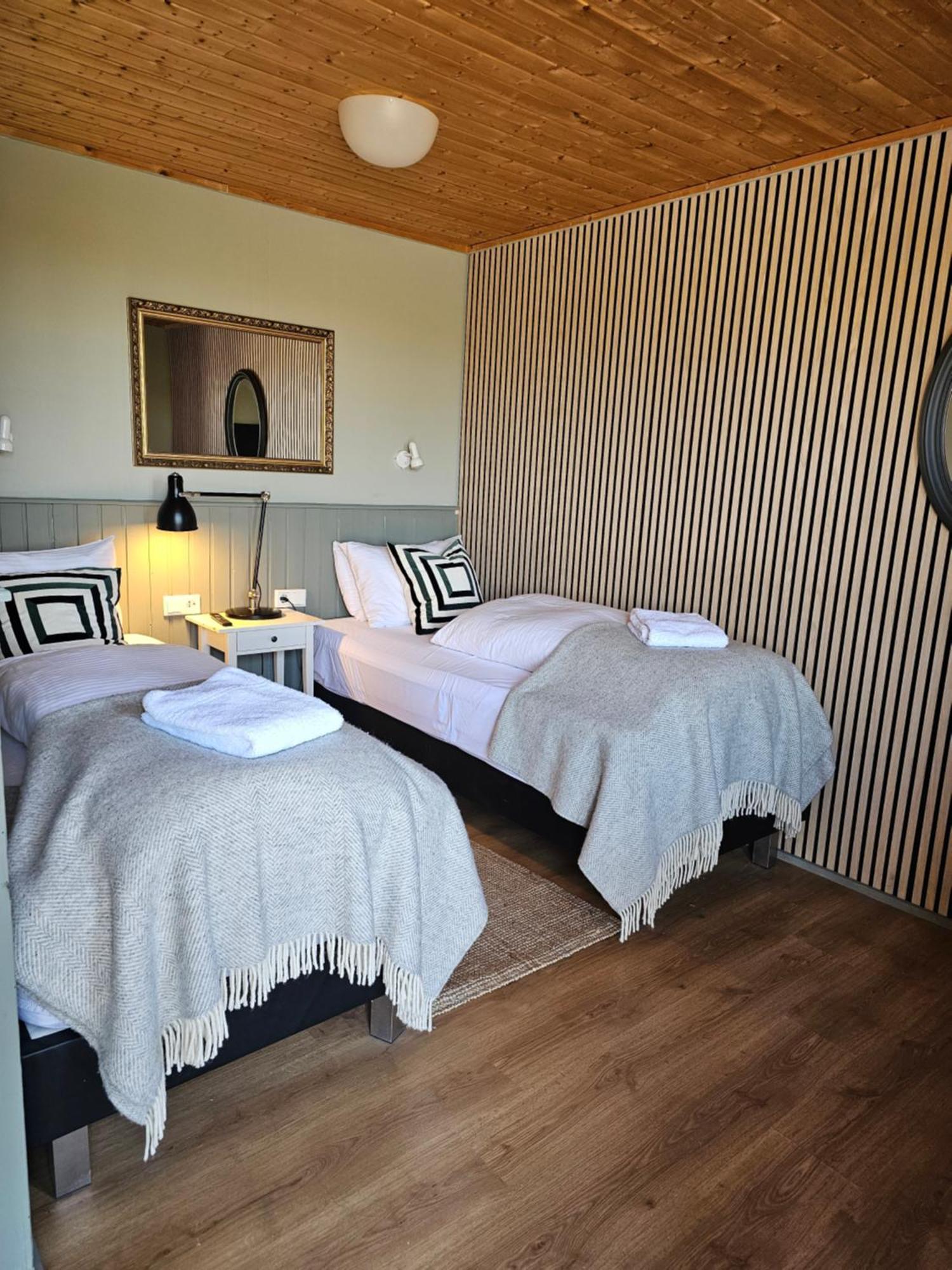 Riverfront Lodge Hella Eksteriør billede